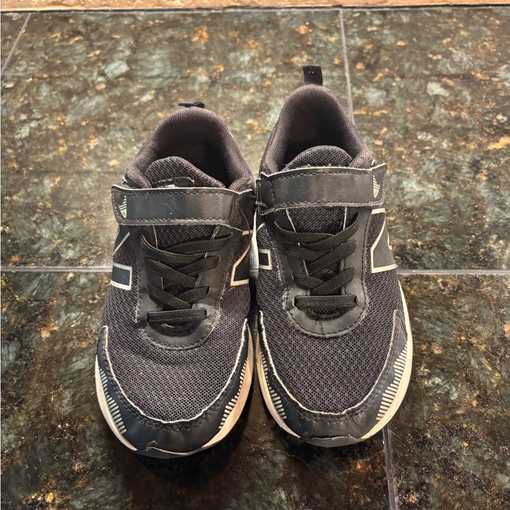 New Balance Gray Sneakers Mesh Upper Cushioned Midsole KIDS 13